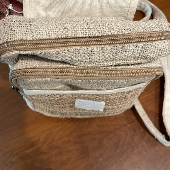 Hemp purse! Cross body or can be worn on belt! - Picture 3 of 5